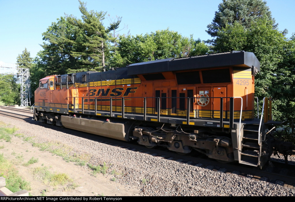 BNSF 4295